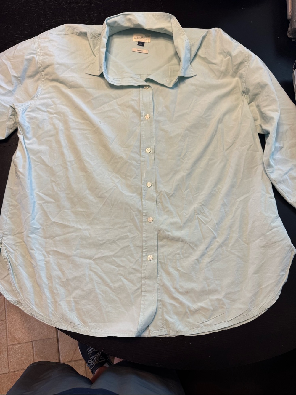 Universal Thread Light Blue Button-Down Collared Shirt